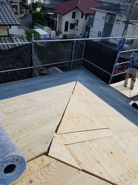 姫路市　構造用合板12mmによる下地補強及びゴムアスルーフィングの敷設